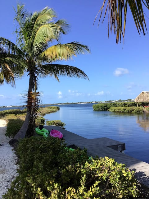 Oceanfront Estate. Pool. Dock. Private Dream Home