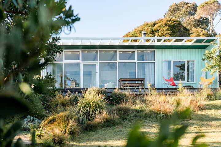 Drift Beach Shack, Tasmania