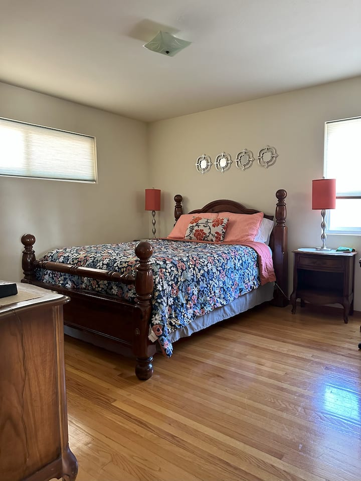 Chumba cha kwanza cha kulala