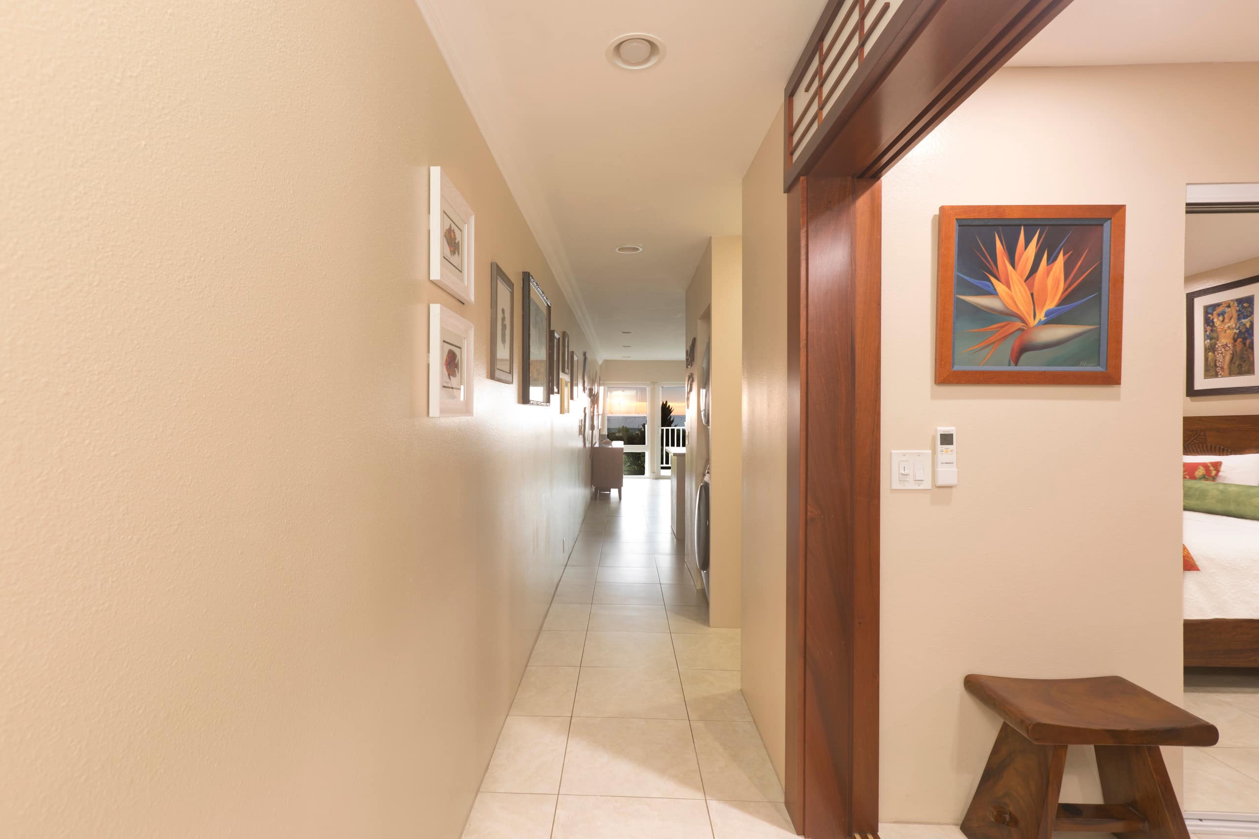 Condo in Kailua-Kona · ★4.95 · 1 bedroom · 2 beds · 1 private bath - Image 4