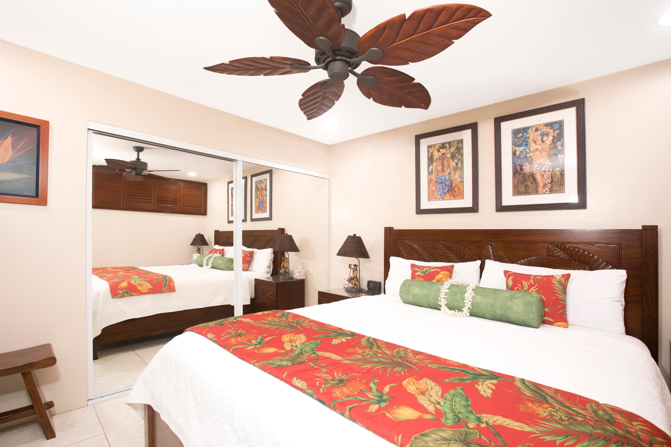 Condo in Kailua-Kona · ★4.95 · 1 bedroom · 2 beds · 1 private bath - Image 5