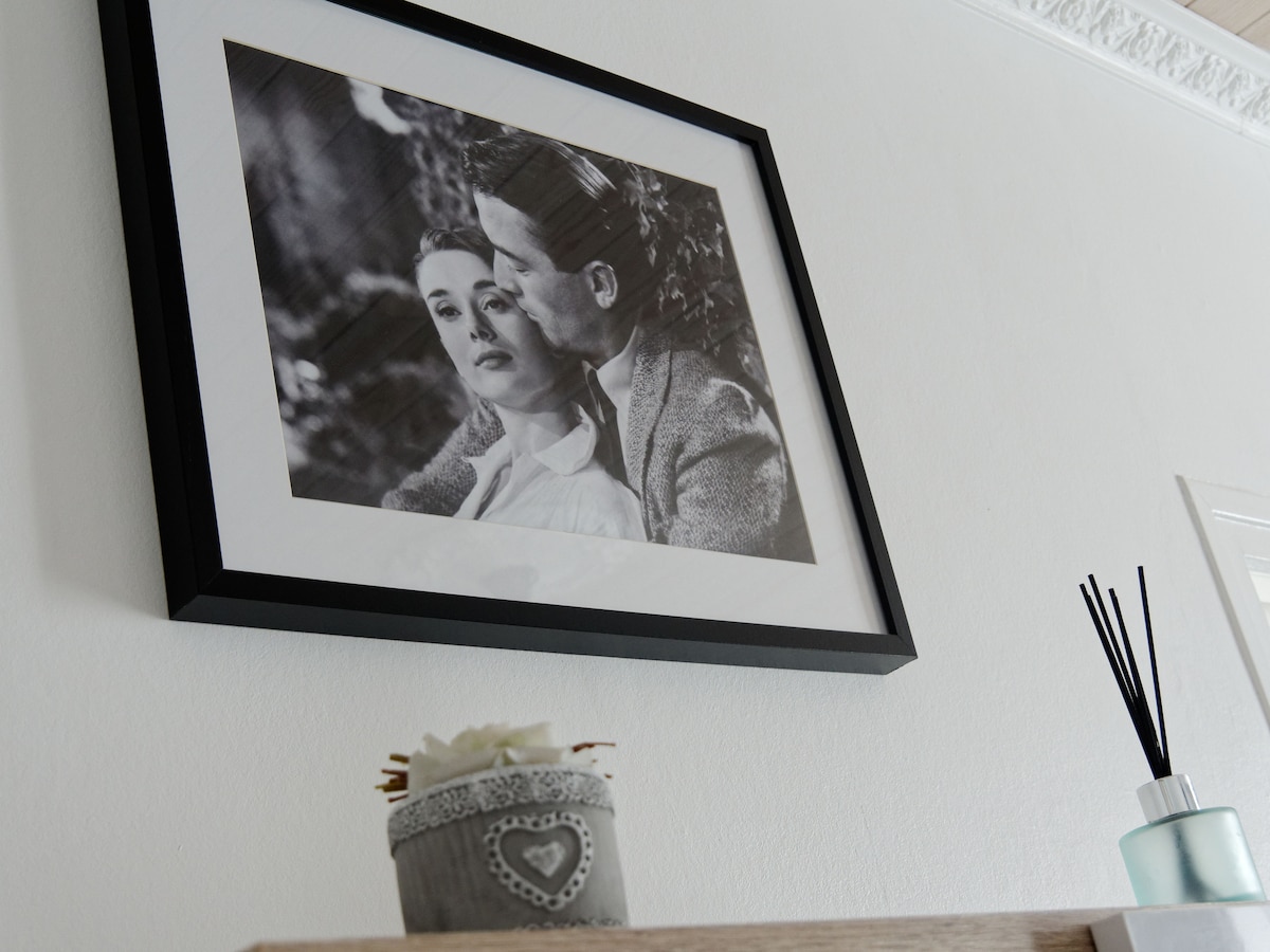 Successful Airbnb property: * Studio Audrey * close to all amenties & parking in Quimper