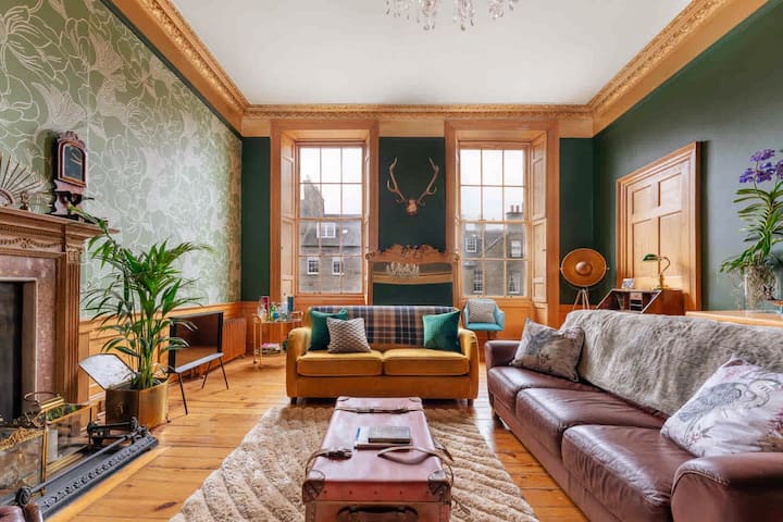 Treat Yourself To New Town Splendour, Fab Location - Leith