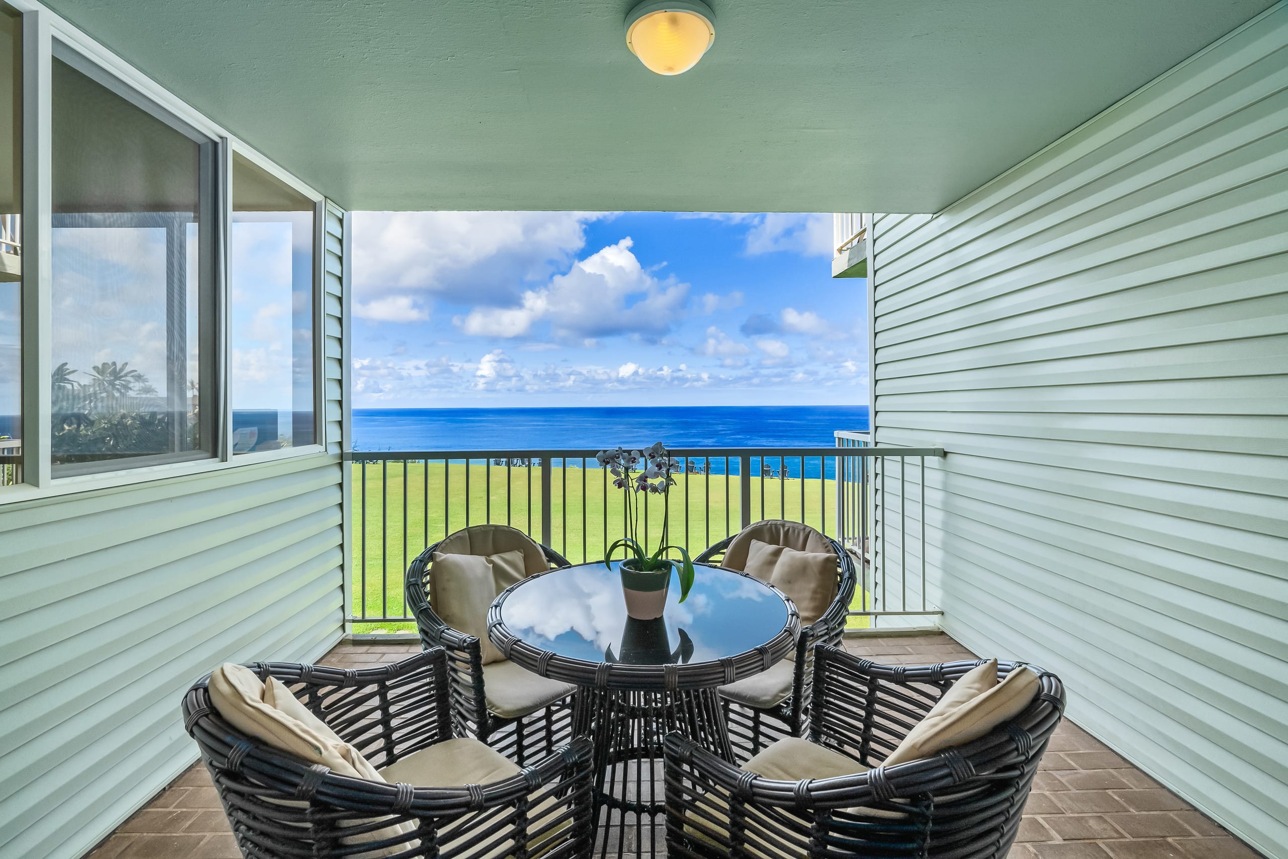 Condo in Princeville · ★4.93 · 1 bedroom · 2 beds · 2 baths - Image 19