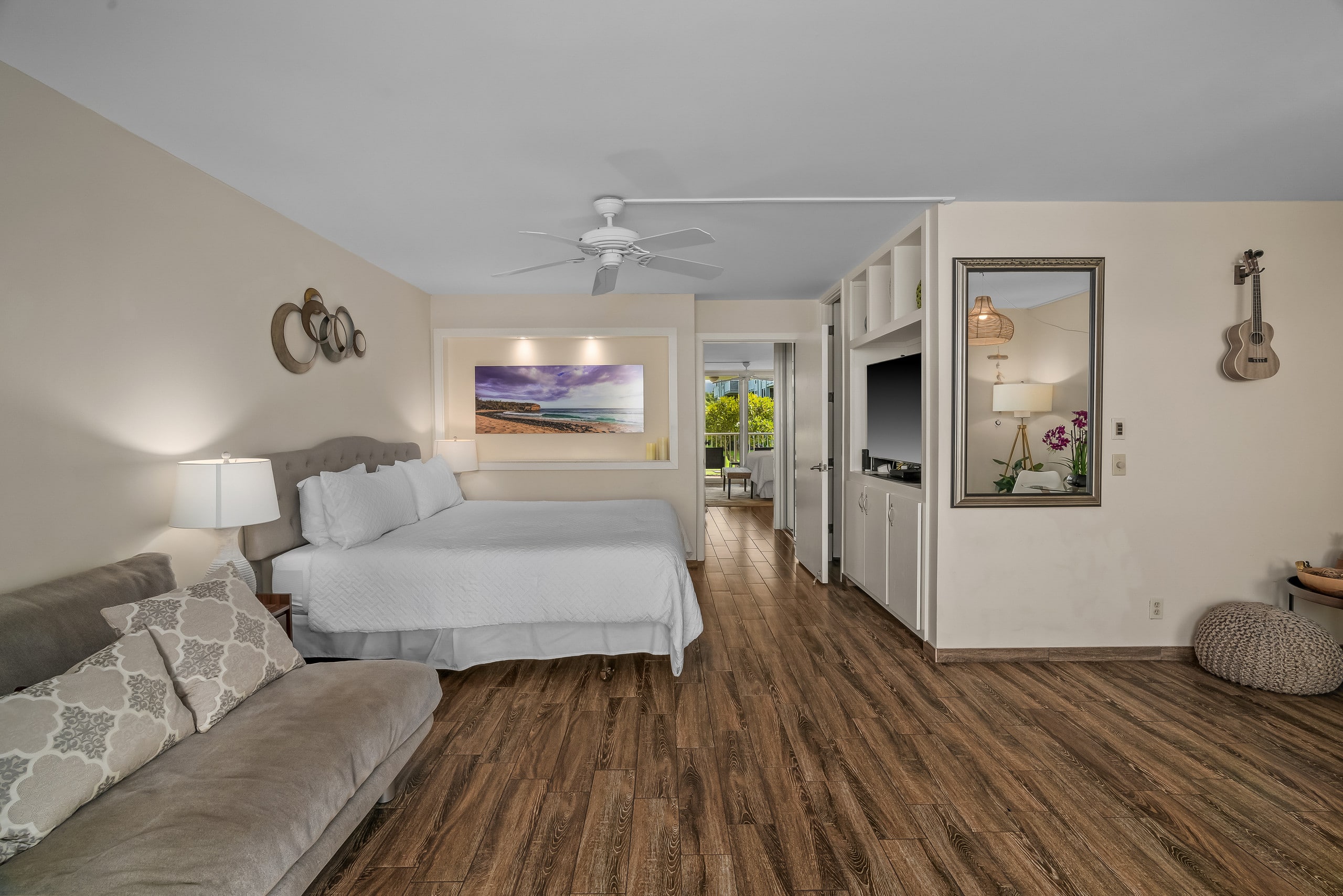 Condo in Princeville · ★4.93 · 1 bedroom · 2 beds · 2 baths - Image 3