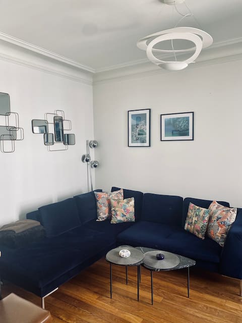 Top performing Airbnb: Your calm apartment in Central, trendy Paris ! in Paris 11e Arrondissement