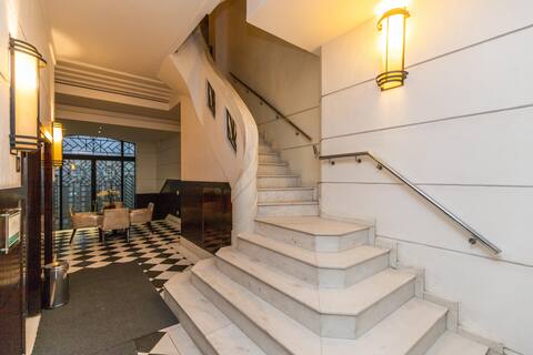 APARTMENT HOTEL- 50 STEPS FROM COPACABANA BEACH!