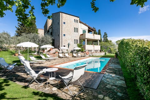 Successful Airbnb property: Chianti Penthouse with panoramic View & Pool in Barberino Tavarnelle