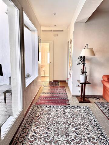 Heiby Suite: incredible flat view, top location gallery image 3