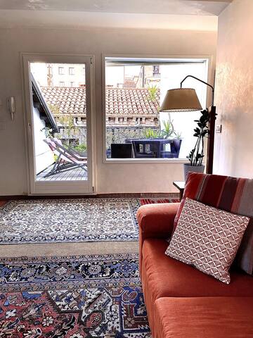 Heiby Suite: incredible flat view, top location gallery image 5