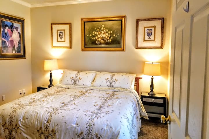 Bedroom No. 1 with king-size bed