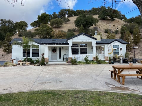 Top performing Airbnb: Mountain Springs Vacation Rental in El Paso De Robles (Paso Robles)