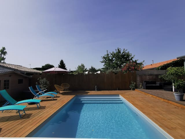 Maison + piscine chauffée entre Bordeaux et océan