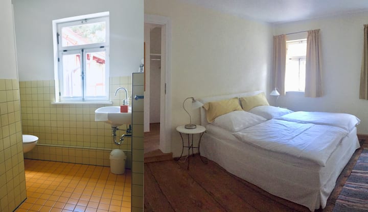 黄色房间和卫生间