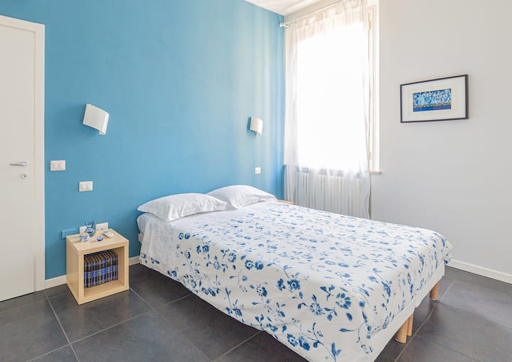 Airbnb Parma - בית חולים / Beyond - חדר שינה 1