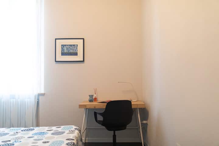 Airbnb Parma - בית חולים / Beyond - חדר שינה 1