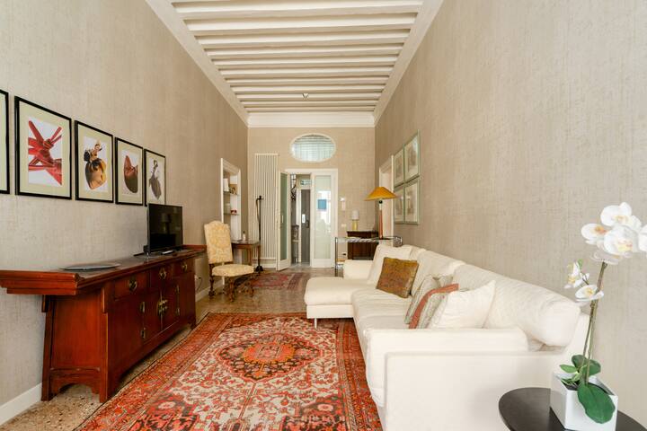 Luxury apartment near St. Mark’s square Venice gallery image 4