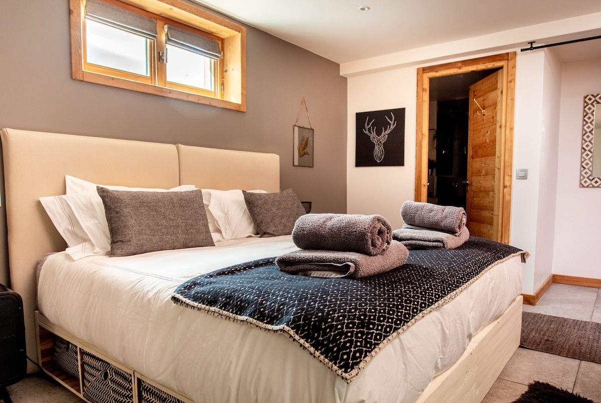 Საძინებელი 5 ბინაში კომპლექტთან ერთად