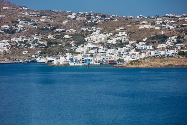 Carpe Diem Villa II, Heated Infinity Pool! gallery image 5