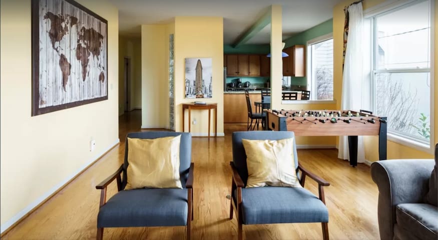 Modern Luxury Water View: 7 min to Cruise/Downtown gallery image 2