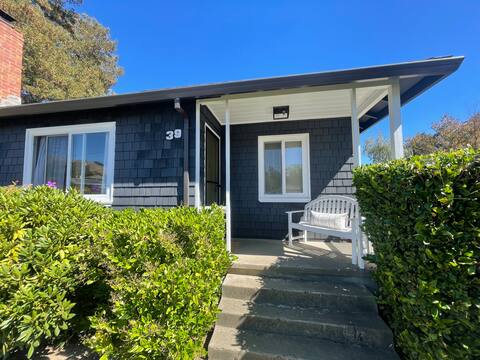 Magical Mill Valley Getaway:Uncover Stylish Bliss!