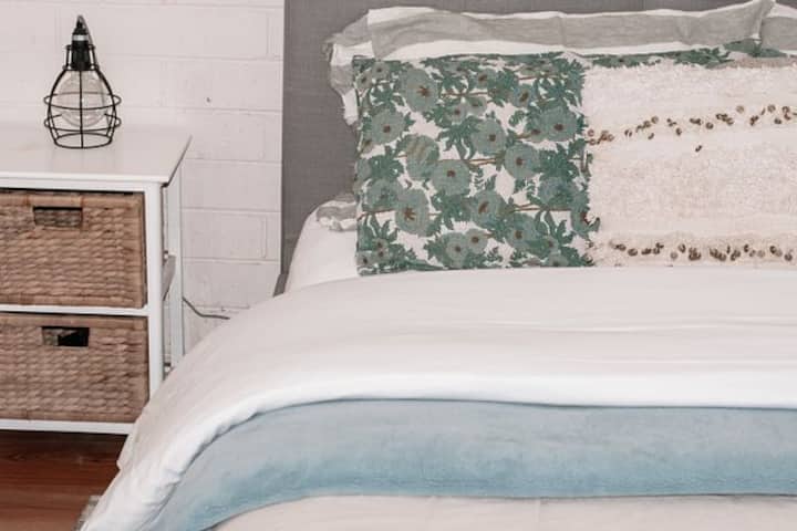 Chumba cha kulala cha ghorofa ya chini