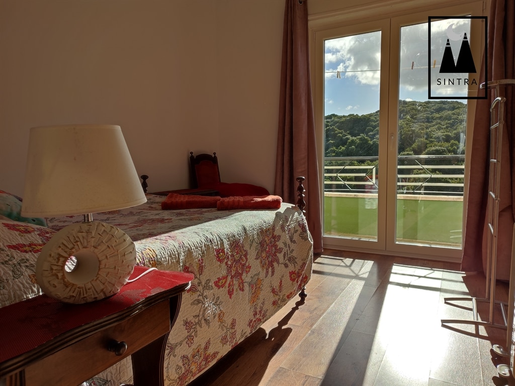 Spálňa so spoločným balkónom