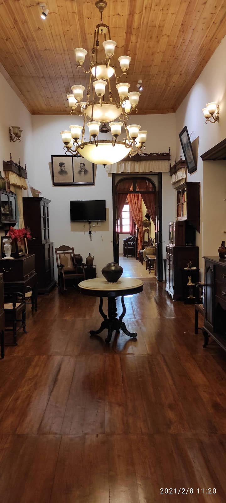Living room image 1