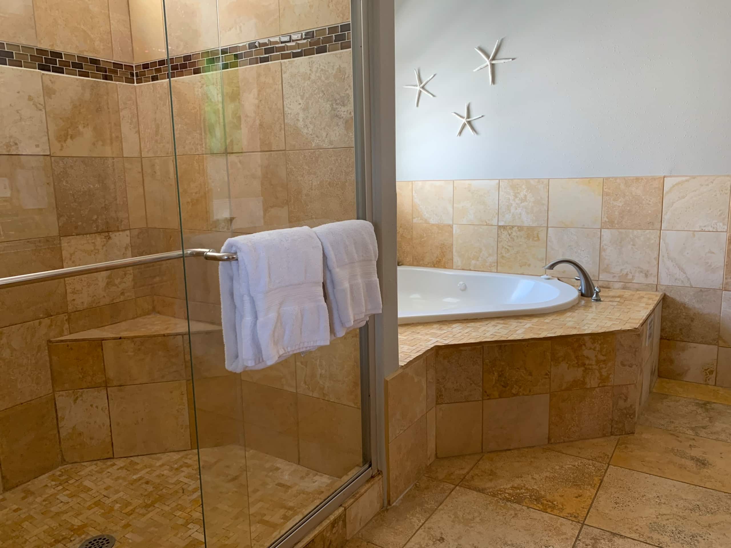 Home in Hilo · ★4.98 · 3 bedrooms · 4 beds · 2 baths - Image 15