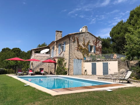 La Jaumiere, near Murs and Gordes (heatable pool)