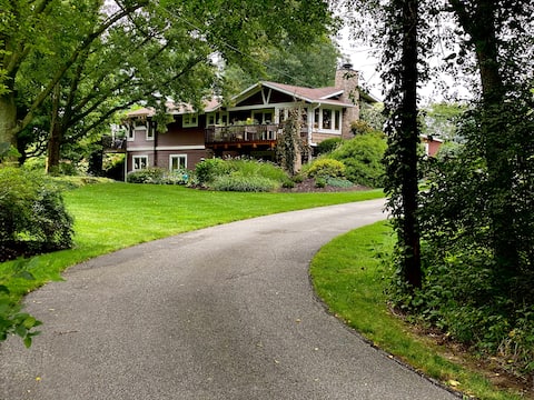 guesthouse on 29 - away from, but close to it all.