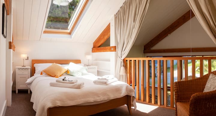 Cornish Country Treehouse photo 4