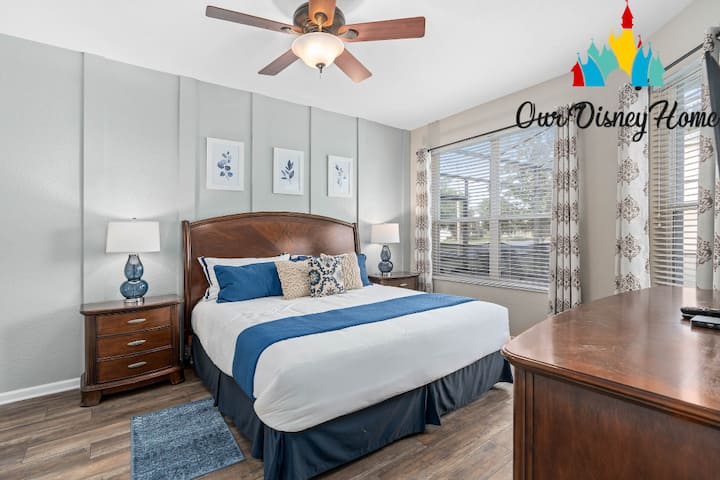 King bed - bedroom 2
Private bath