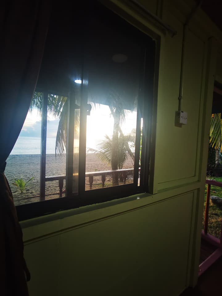 Permata Beach Chalet Hooligan Room - Tioman Island