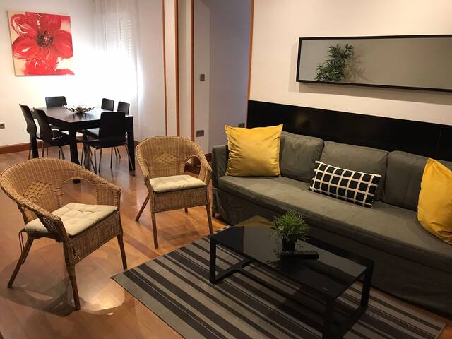 Espectacular piso con inmensa terraza en Gran Vía! gallery image 4