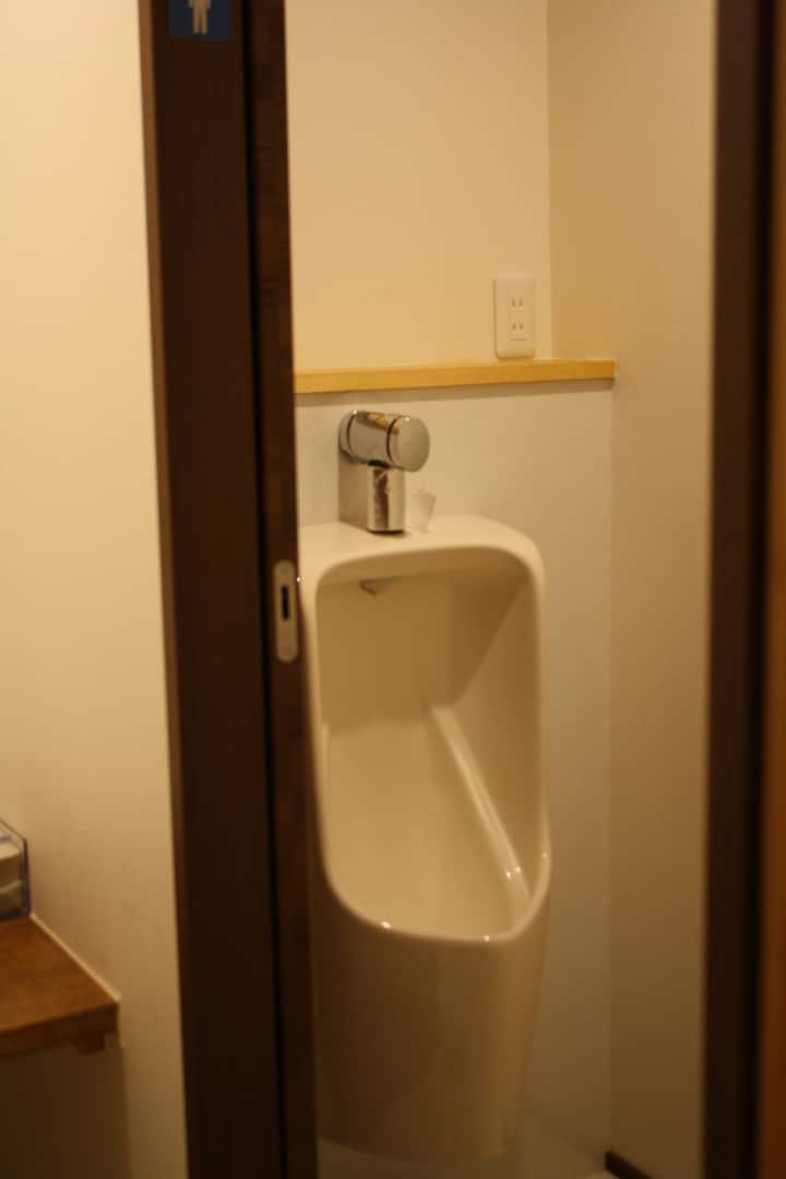 現代日本の民宿 ゲストハウス 写真集「Minshuku」2018年 Minshuku - Images Publishing US