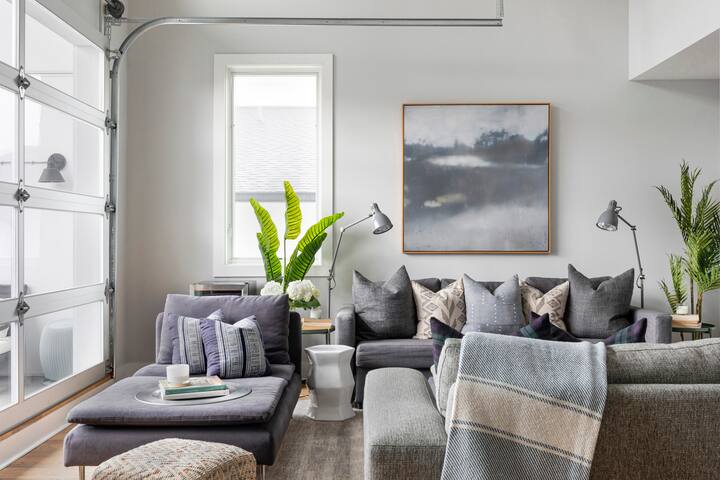 Rooftop Retreat – 1mile walk to Broadway gallery image 5