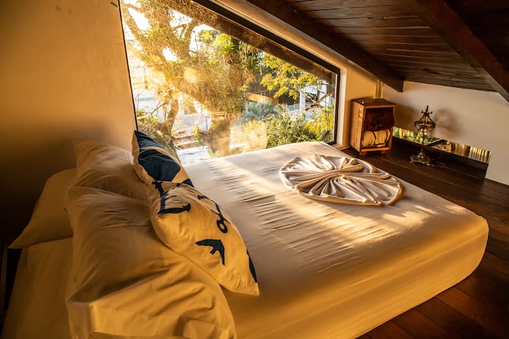 HX Collection Home Experience managed Airbnb listing 2