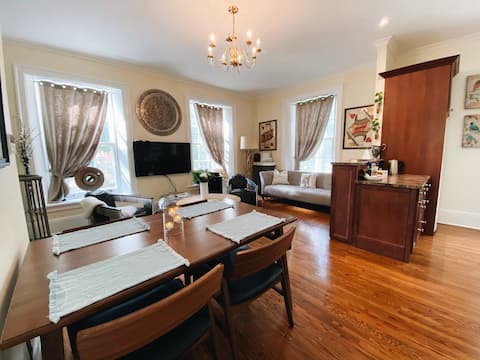 Historical home in Upper West Galt