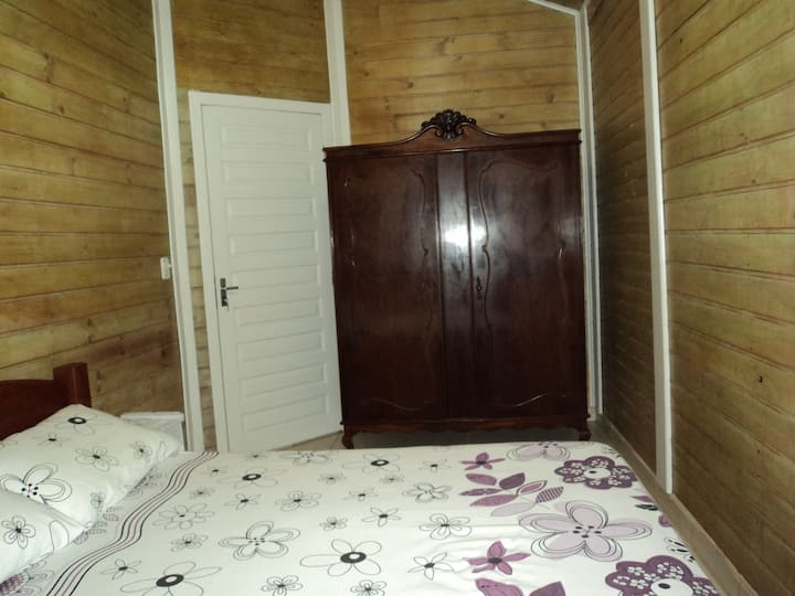 Dhomë gjumi