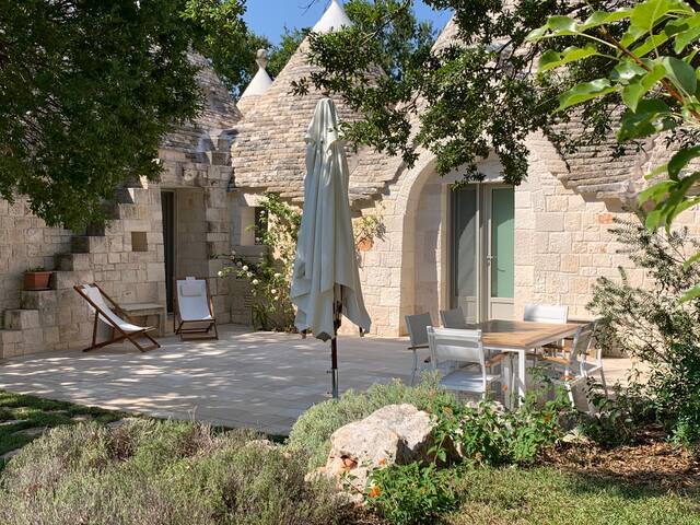 Trulli nel verde with pool gallery image 2