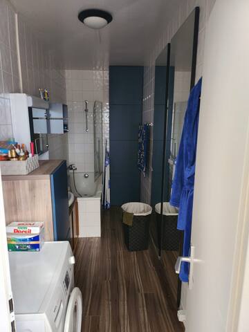 The flat’s ideal for a city trip in Geneva! gallery image 5