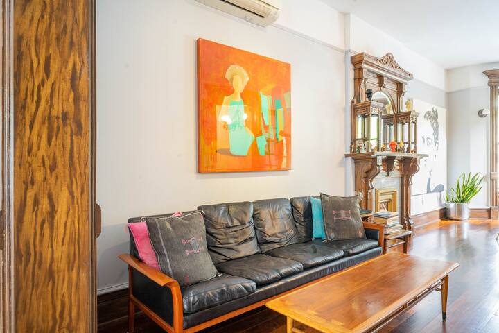 Bedstuy/Bushwick Triplex with deck and backyard gallery image 4