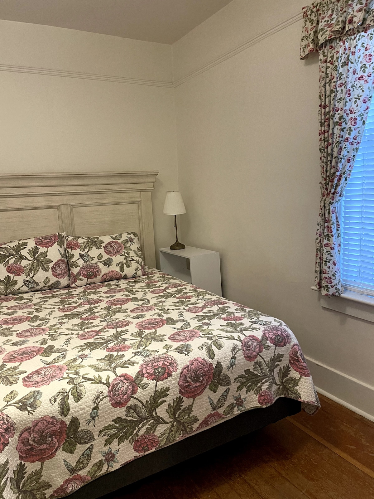 Spavaća soba 1 na glavnom katu