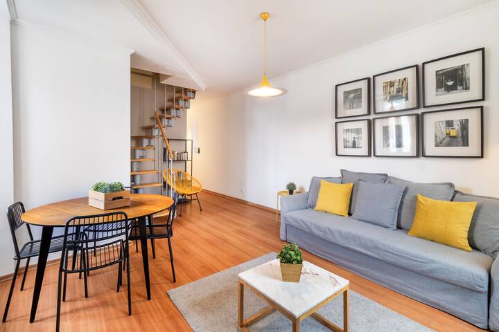 Cozy Central Downtown V by Central Hill gallery image 2