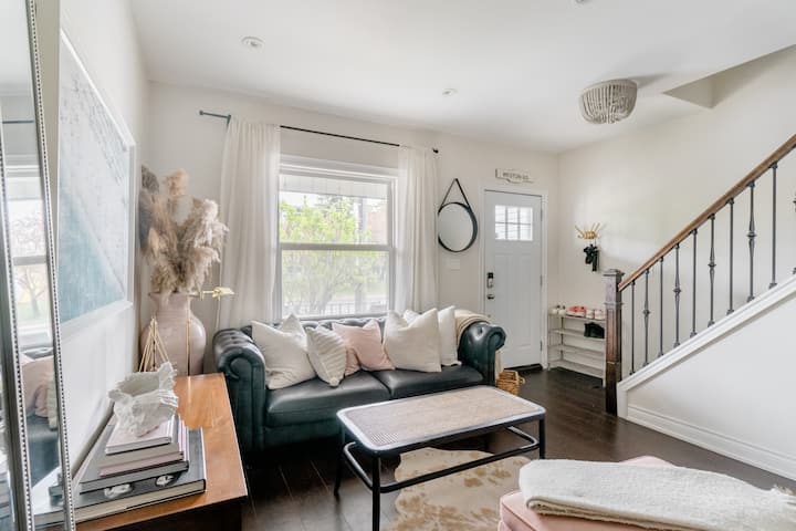 Main level of the house / front door. Please remove shoes upon entry and walk past staircase. Private room / bathroom is located in the lower level.  