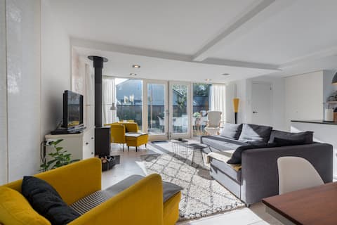 Popular Airbnb listing: De Keizerskroon Family Home near the sea with Jacuzzi in Wijk 07 Duinzoom