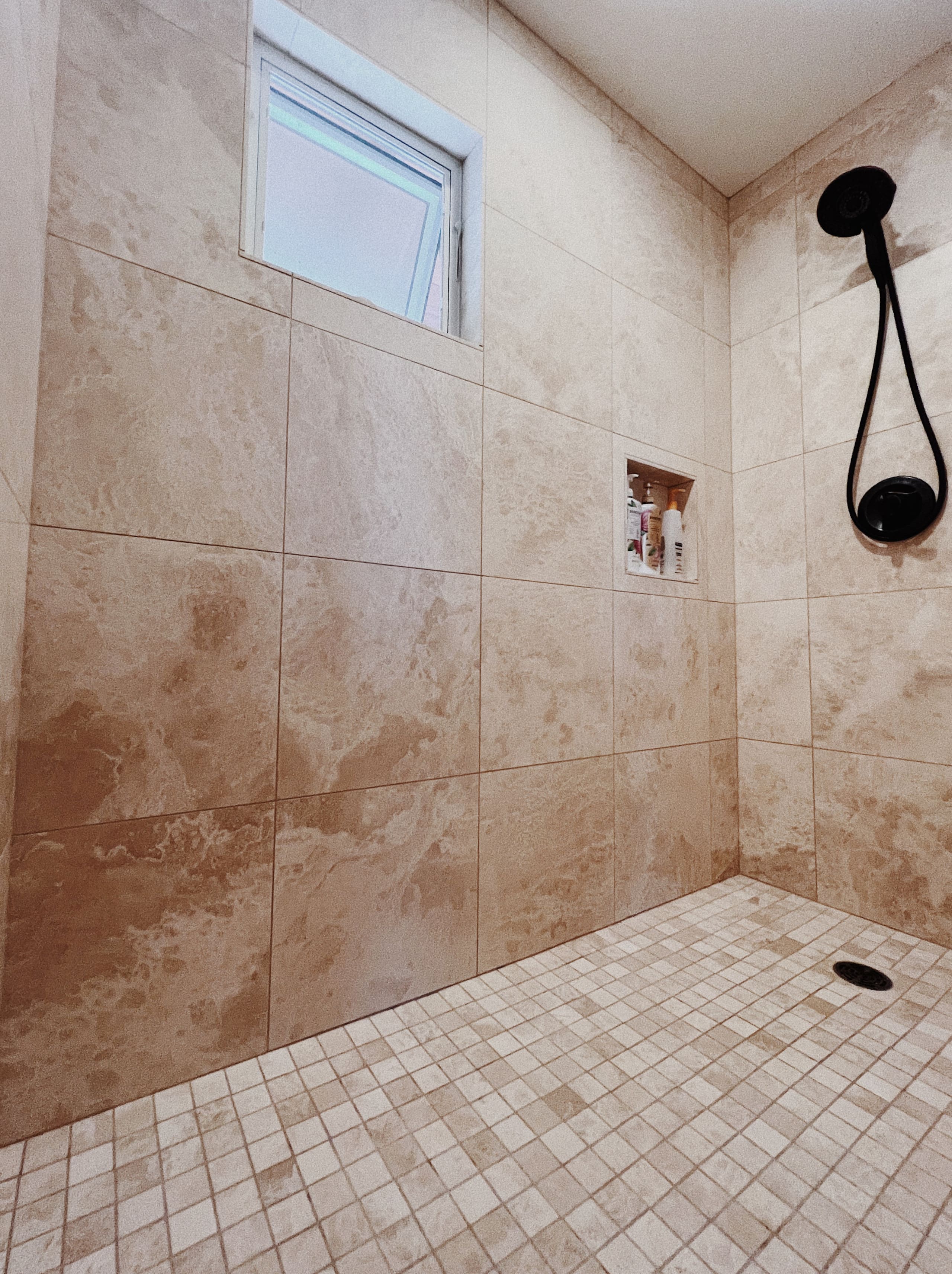 Anuhea House Hema - Beautiful custom-built studio - Image 22