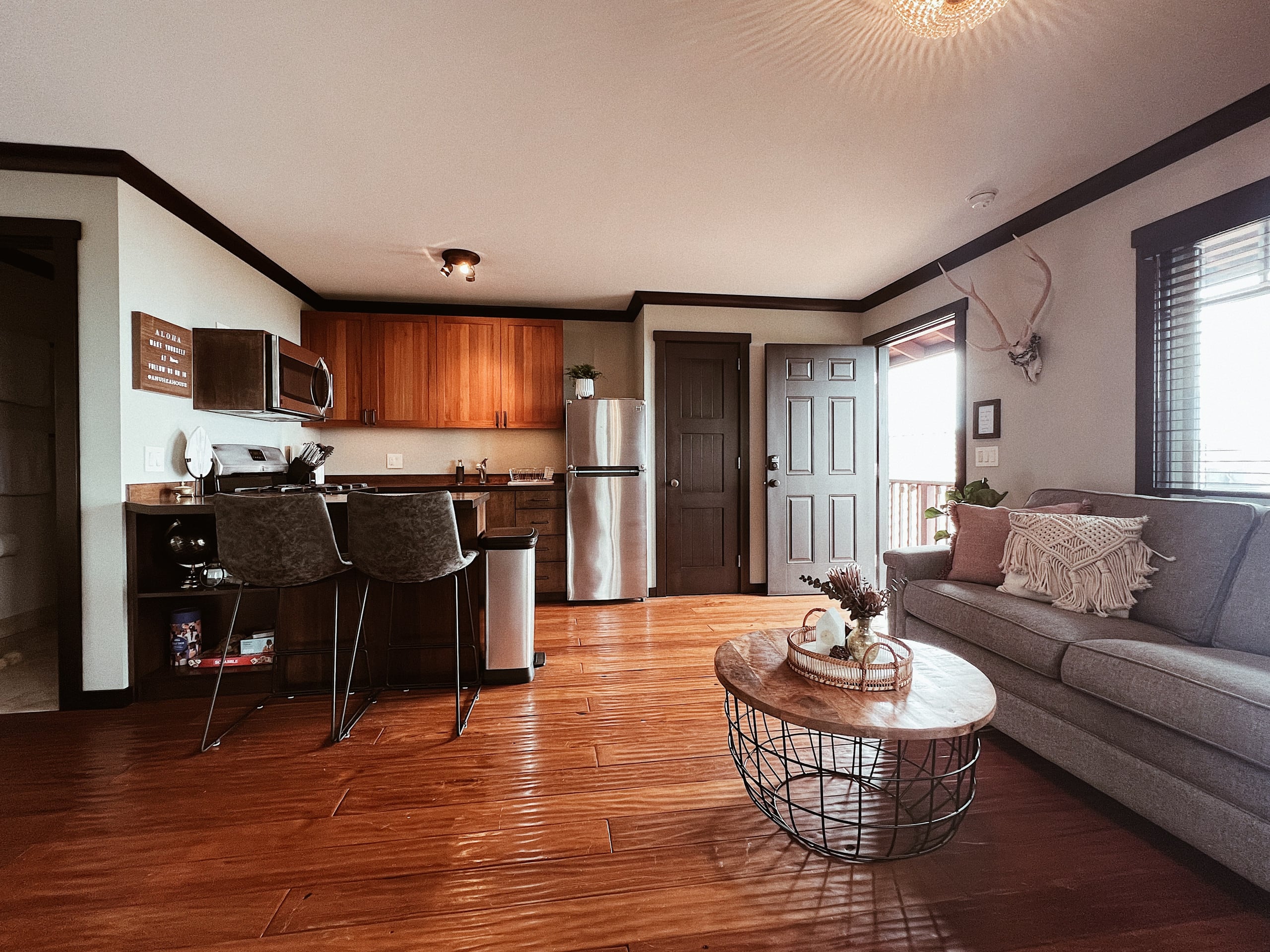 Anuhea House Hema - Beautiful custom-built studio - Image 6