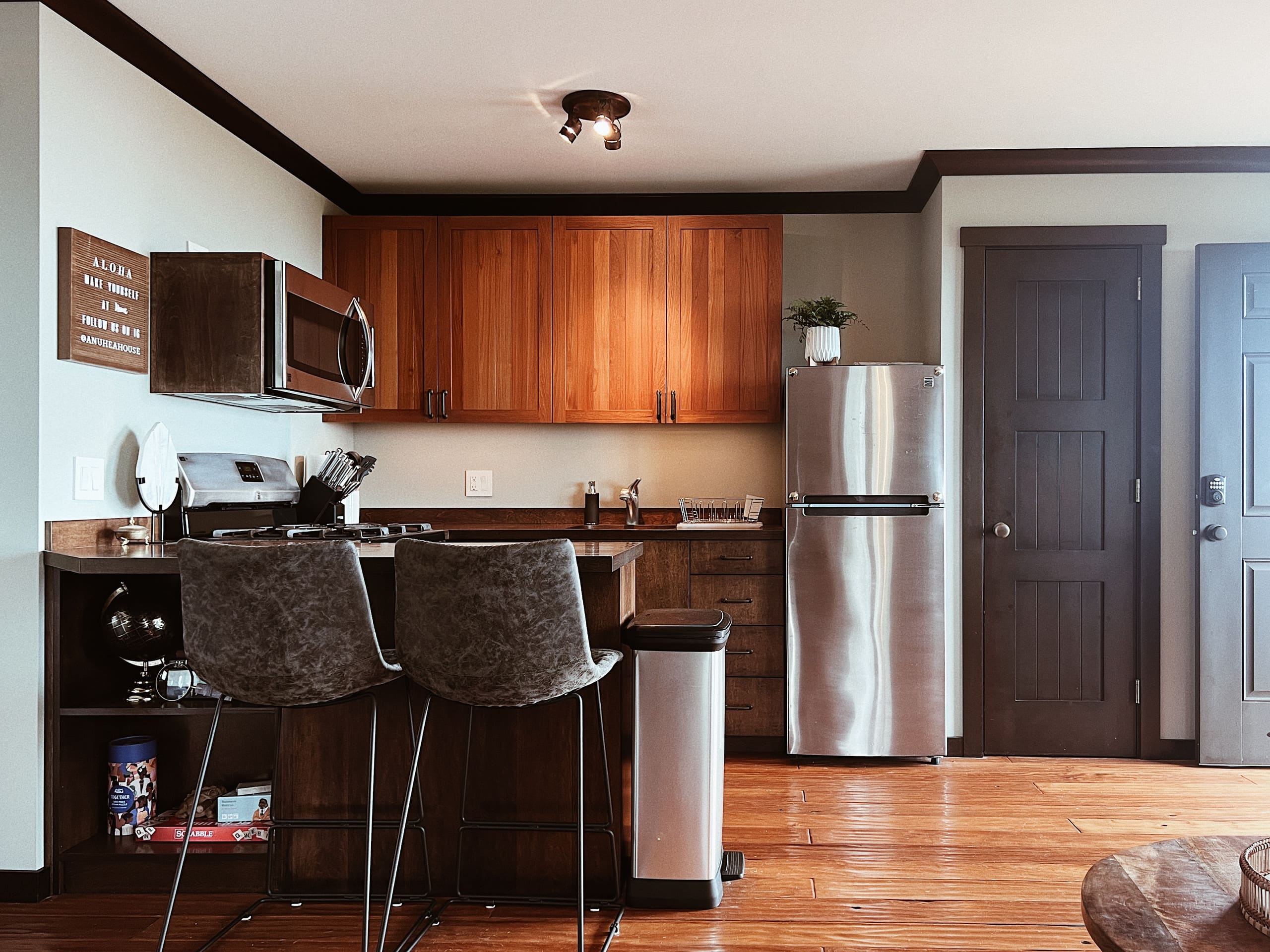 Anuhea House Hema - Beautiful custom-built studio - Image 12